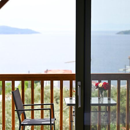 Makis Sea View Studios Скиатос Экстерьер фото