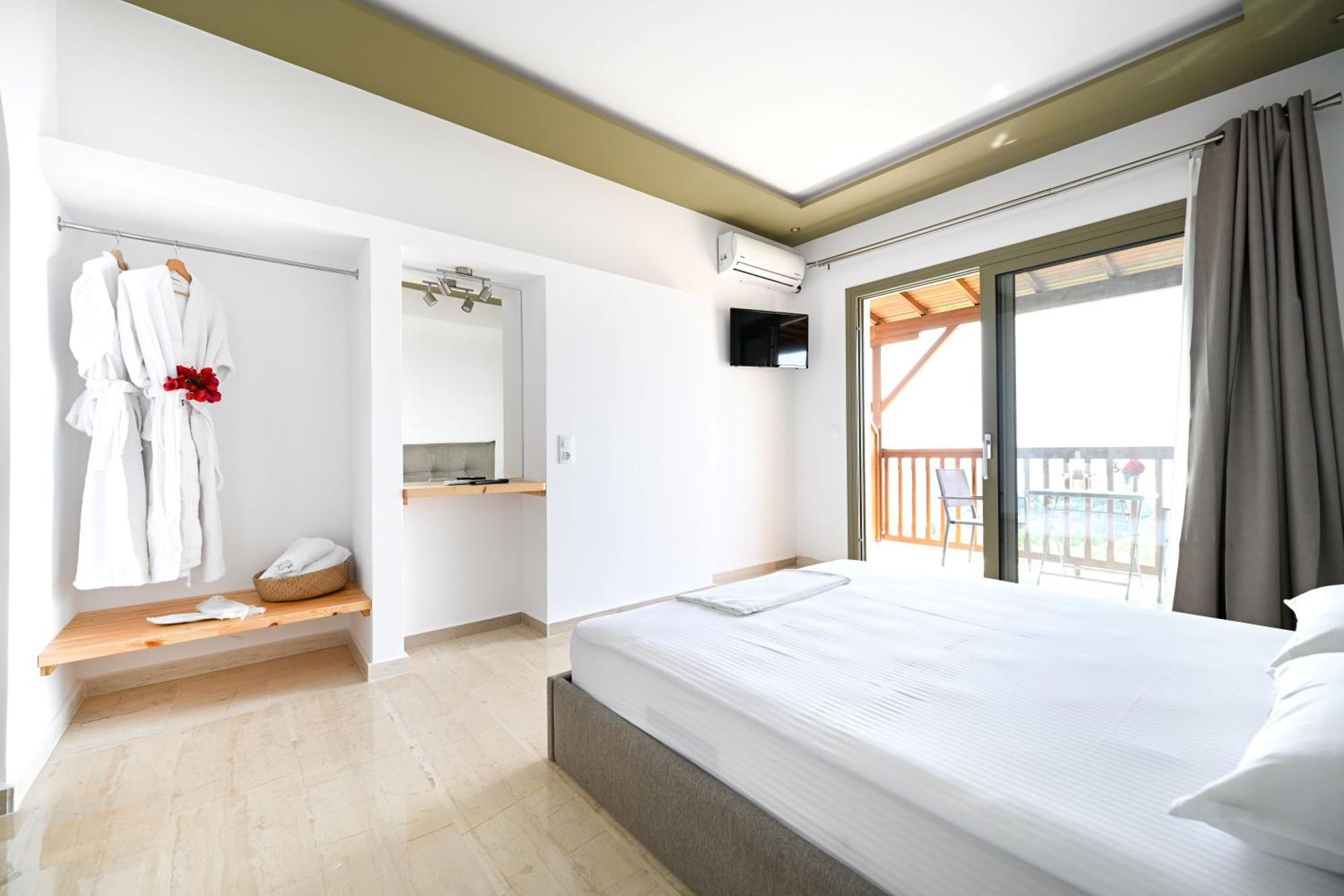 Makis Sea View Studios Скиатос Экстерьер фото